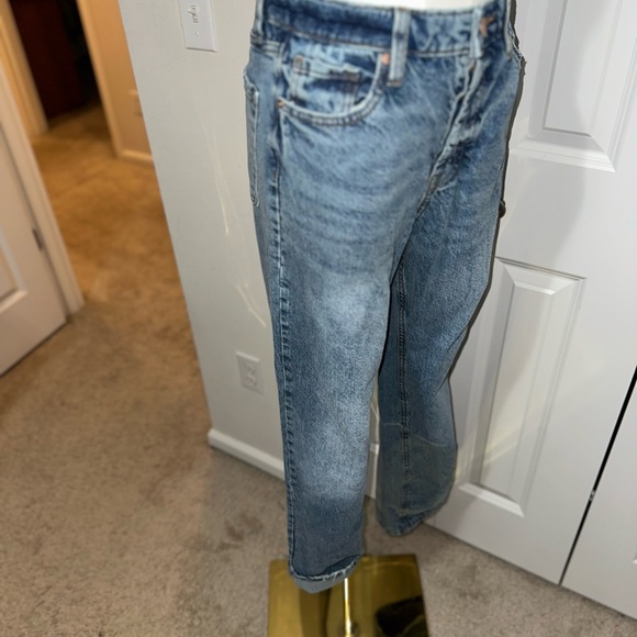 Wild Fable Light Wash High Rise Straight Leg Denim Jeans - Blue - Picture 9 of 11